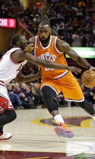 LeBron miffed with direction of slumping Cavaliers